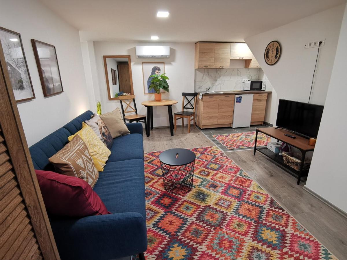 Smile Miko Apartment By Castle Boedapest Buitenkant foto